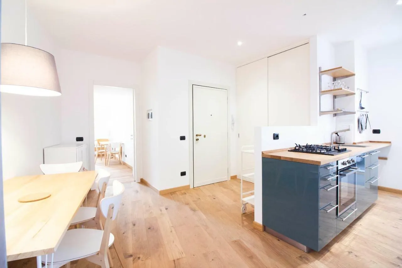 Nerino 5 Charme Apartment Milan
