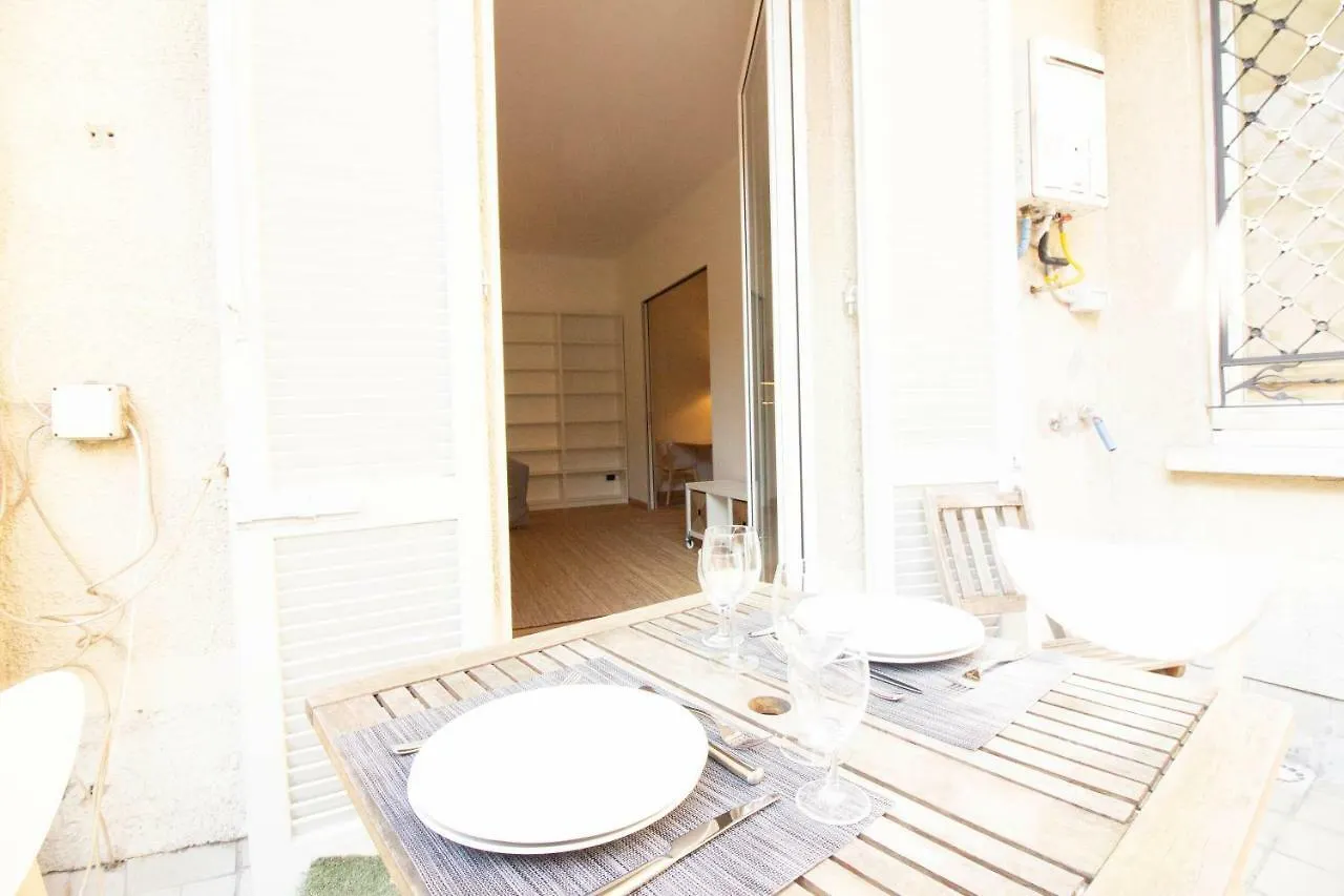 Nerino 5 Charme Apartment Milan Italy